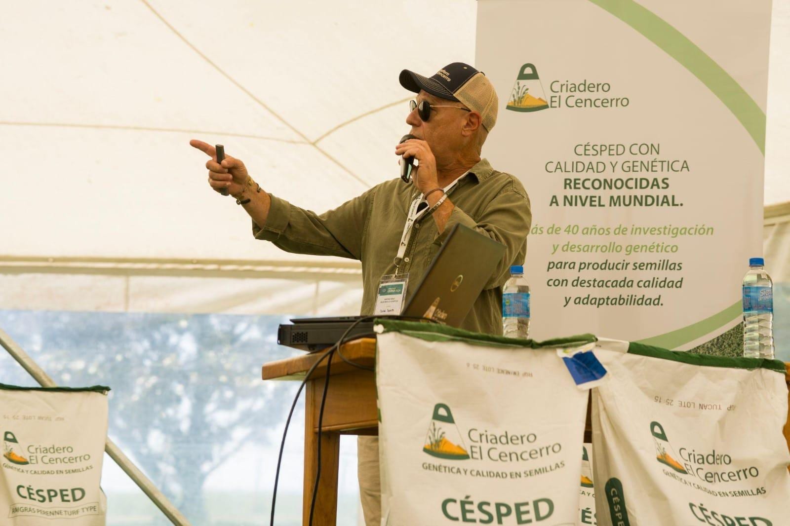 Criadero El Cencerro mostró su programa de mejoramiento genético en su Jornada de Césped 2025
